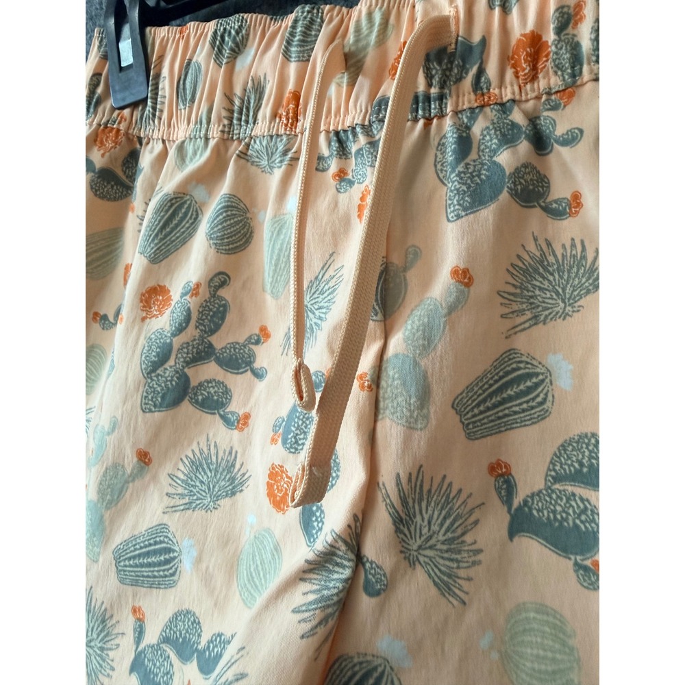 The North Face Womens Peach Cactus Print Active Shorts Small Back Zip Pocket‎ - Picture 5 of 8